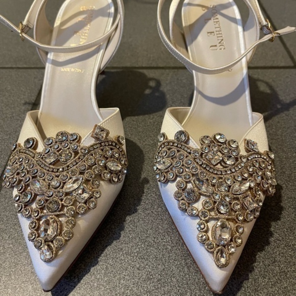 Something Bleu Emmie Jeweled Ankle Strap Pumps NEW